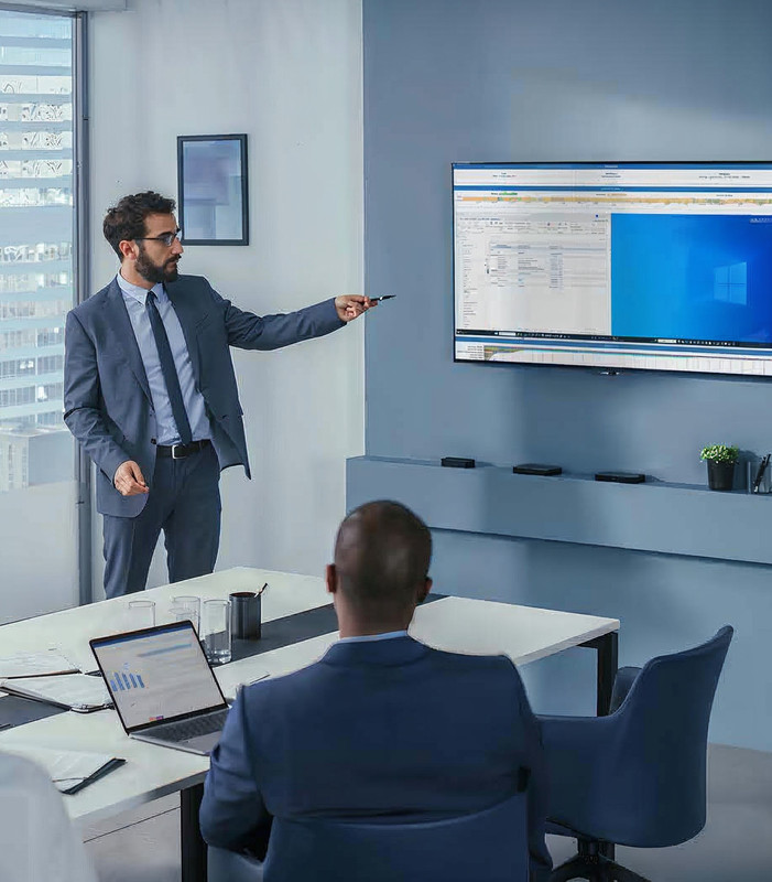 Equipo utilizando Bitácora Corporativa